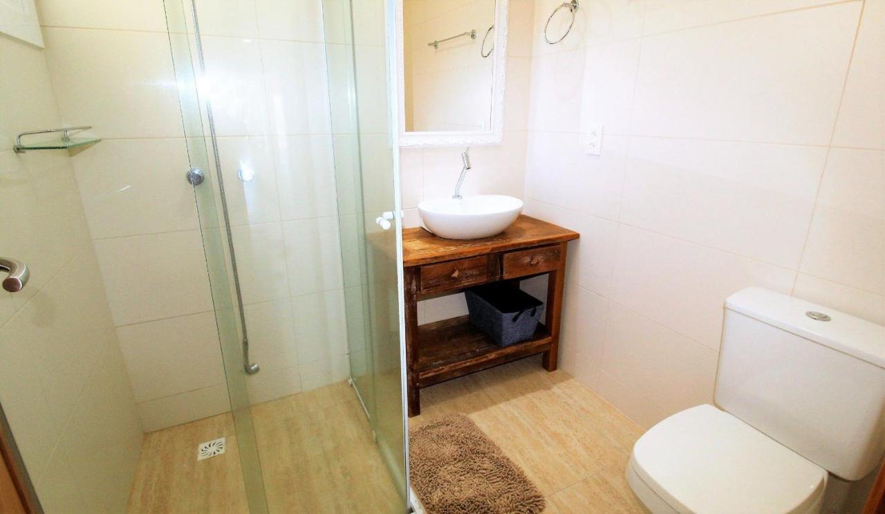 1079 - Apartamento com vista para o mar em Bombinhas Exterior foto